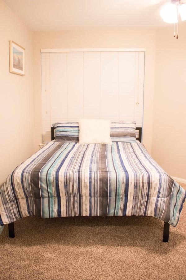 Downtown Dallas Beautiful Poolside Apartment Εξωτερικό φωτογραφία