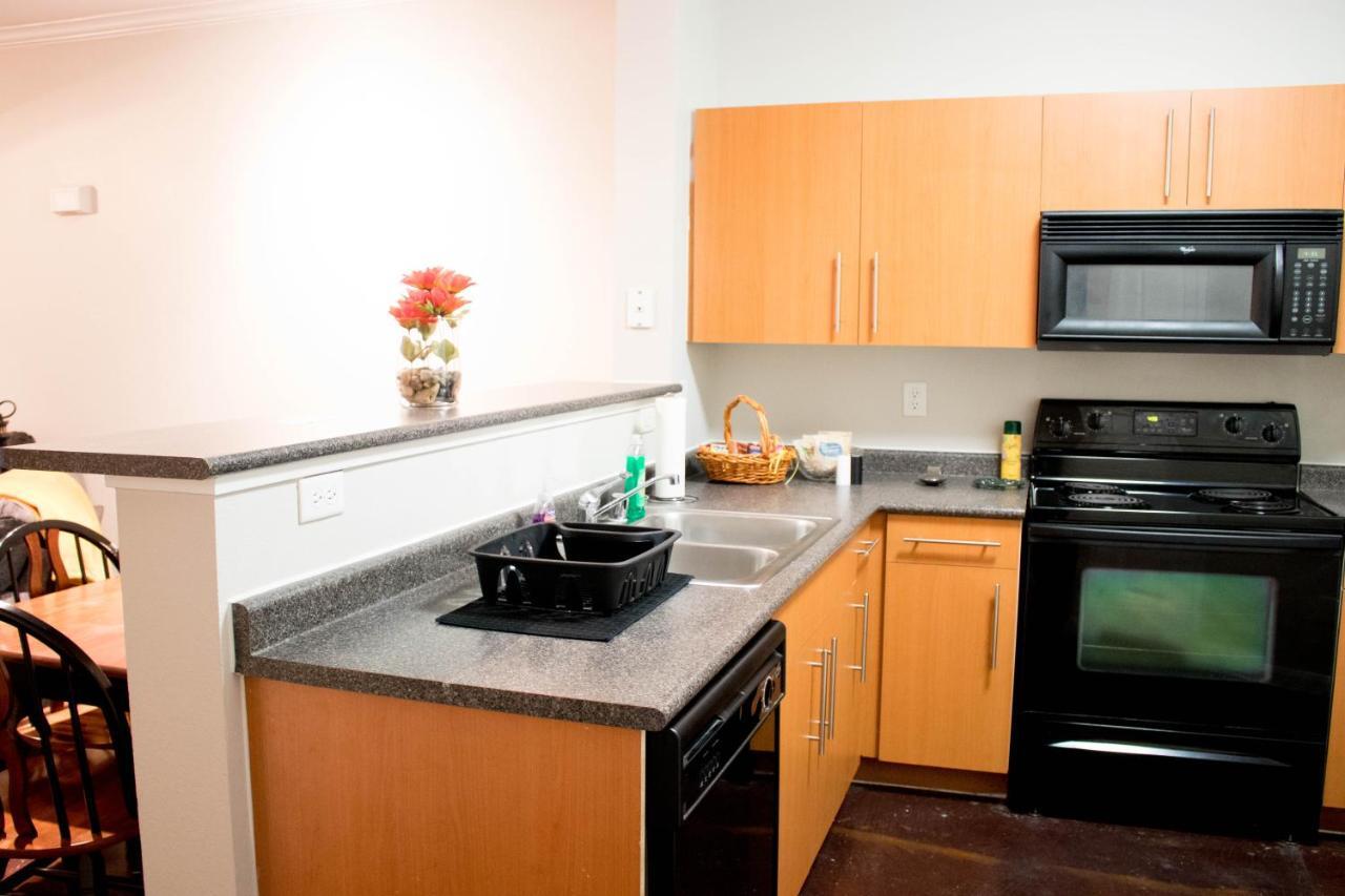 Downtown Dallas Beautiful Poolside Apartment Εξωτερικό φωτογραφία