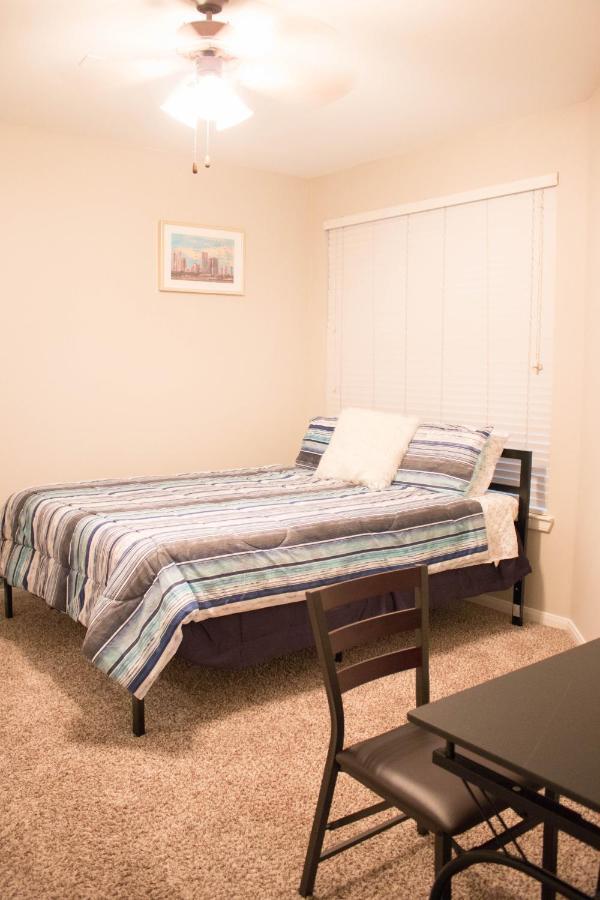 Downtown Dallas Beautiful Poolside Apartment Εξωτερικό φωτογραφία